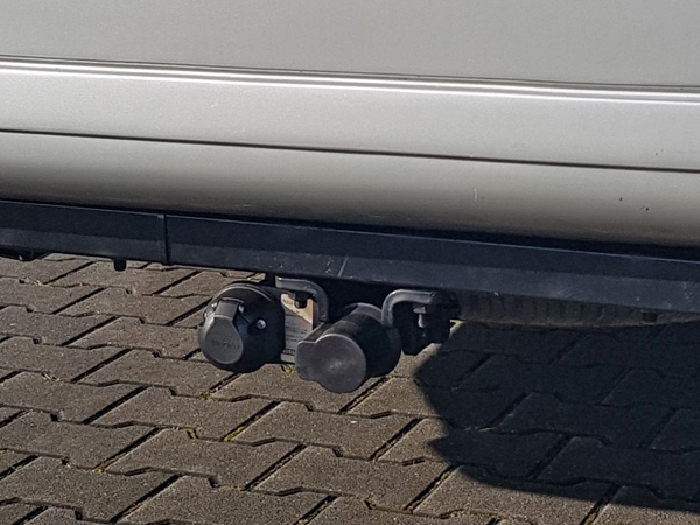Anhängerkupplung Wohnmobil BOSStow AHK für 05, hor. abnehmbar, variabel (790-1420mm Rahmenbreite) für Ford mit vorh. tragfähige Rahmenverl. Typ LB 140- D 14,5kN.