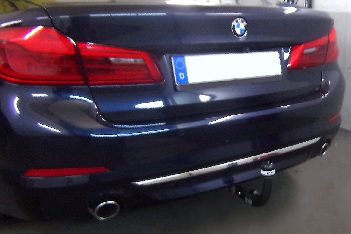 Anhängerkupplung für BMW-5er Limousine G30, speziell 530e, nur für Heckträgerbetrieb, Baureihe 2019-2024 S- schwenkbar