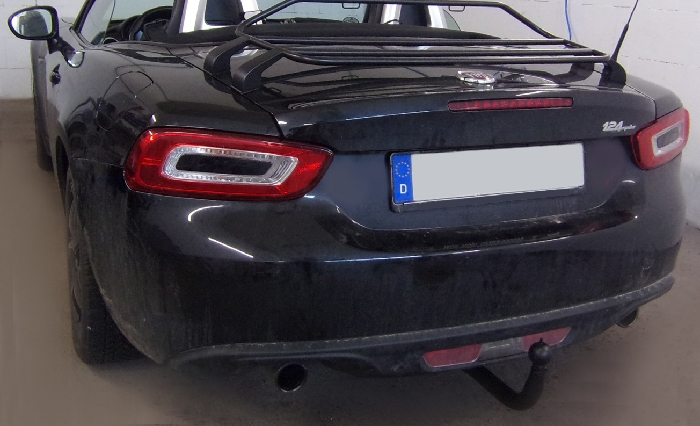 Anhängerkupplung für Fiat Abarth-124 Spider II, Abarth, NF, nur für Heckträgerbetrieb, Montage nur bei uns im Haus, Baureihe 2015- V-abnehmbar