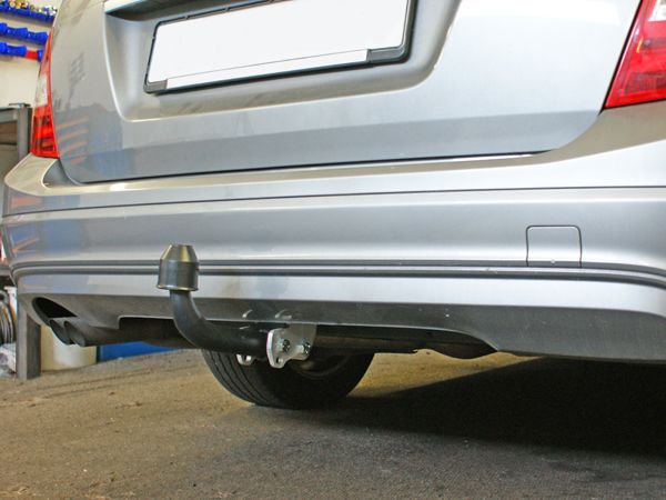 Anhängerkupplung für Mercedes-C-Klasse Kombi W204, Baureihe 2007-2011 starr