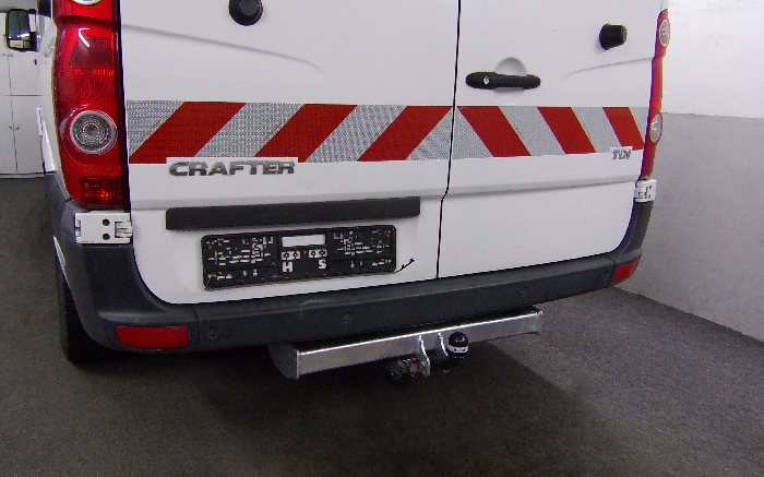 Anhängerkupplung für VW-Crafter I 30-35, Kasten, Radstd. 3665mm, Fzg. ohne Trittbrettst., Baureihe 2006-2017 starr