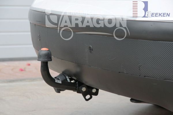 Anhängerkupplung für VW-Passat 3b, nicht 4-Motion, Limousine, Baureihe 2000-2005 starr