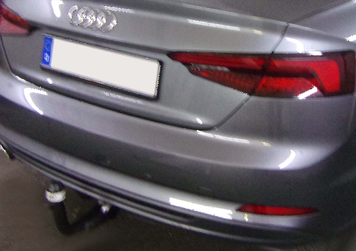 Anhängerkupplung für Audi-A5 Cabrio, Baureihe 2017-2024 V-abnehmbar