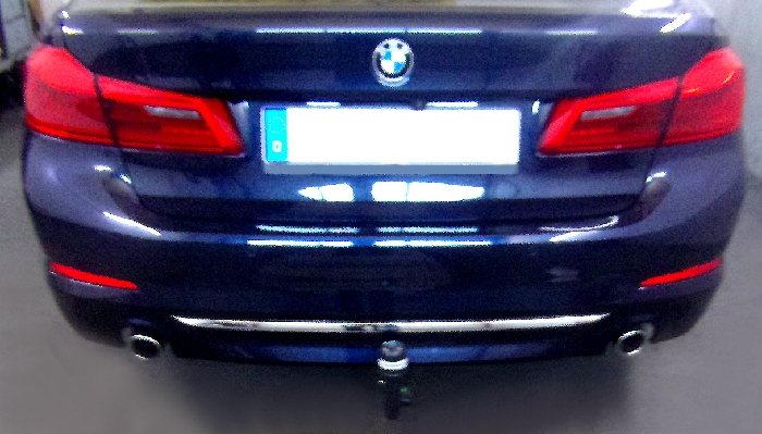 Anhängerkupplung für BMW-5er Limousine G30, speziell 530e, nur für Heckträgerbetrieb, Baureihe 2019-2024 S- schwenkbar