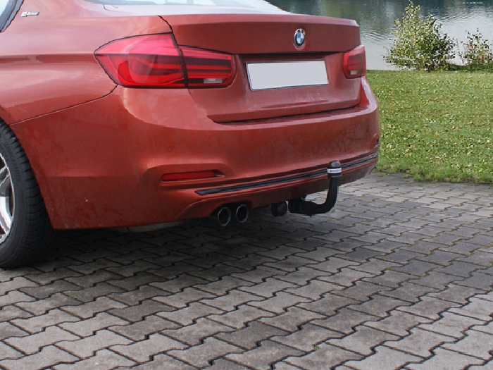 Anhängerkupplung für BMW-3er Limousine F30, spez. 330e, nur für Heckträgerbetrieb, Baureihe 2014-2018 V-abnehmbar