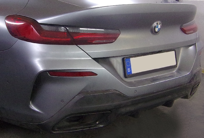 Anhängerkupplung für BMW-8er F93 Gran Coupe M8 xDrive u. Competition, nur für Heckträgerbetrieb, Baureihe 2019- V-abnehmbar