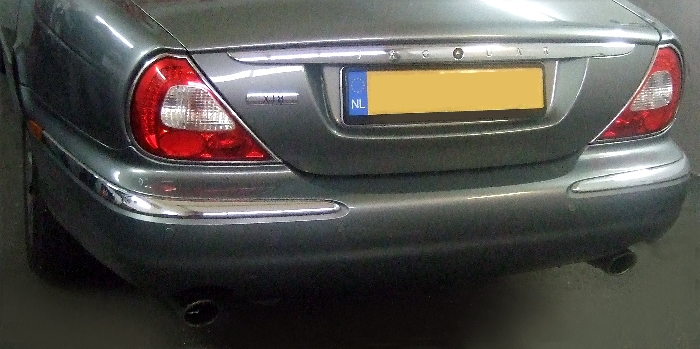 Anhängerkupplung für Jaguar-XJ XJ Serie X 350, für Fzg. mit dem Kennzeichen in der Heckklappe, Baureihe 2003-2009 V-abnehmbar