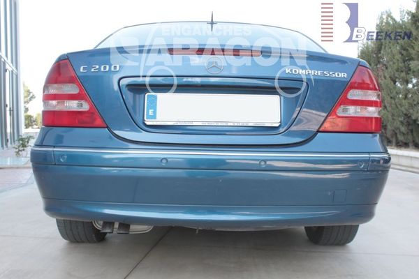 Anhängerkupplung für Mercedes-C-Klasse Lim. W203, Baureihe 2005-2007 V-abnehmbar