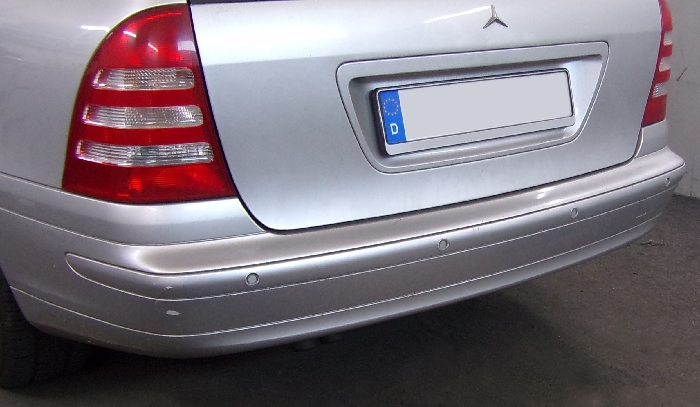 Anhängerkupplung für Mercedes-C-Klasse Kombi W203, Baureihe 2001-2005 starr