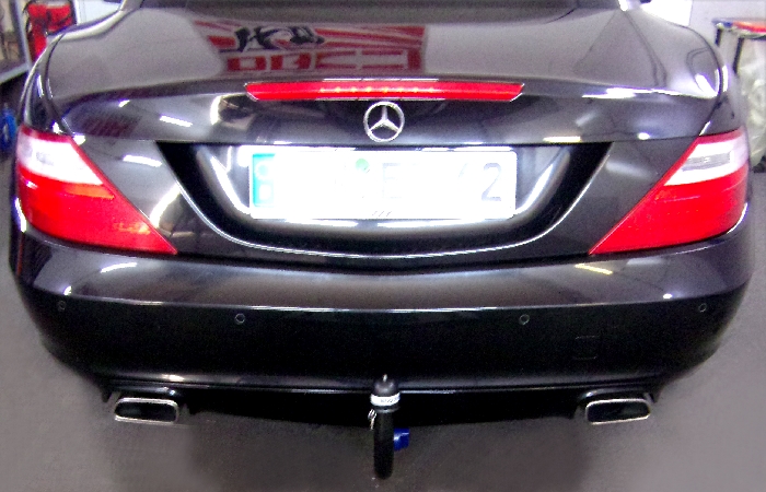 Anhängerkupplung für Mercedes-SLC R172, spez. m. AMG Sport o. Styling Paket, nur für Heckträgerbetrieb, Montage nur bei uns im Haus, Baureihe 2016- V-abnehmbar