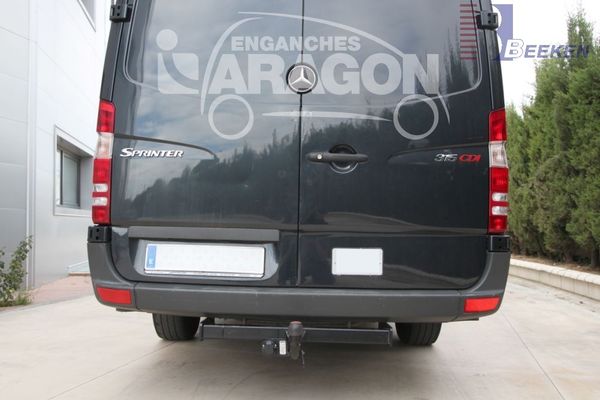 Anhängerkupplung für Mercedes-Sprinter Pritsche Heckantrieb 209-324, Radstd. 4325mm, Baureihe 2006-2018 starr