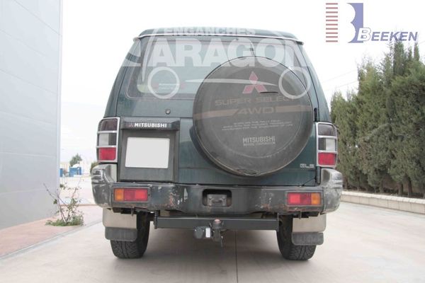 Anhängerkupplung für Mitsubishi-Pajero V20, V40, Classic, kurzer u. langer Radstand, Baureihe 2001-2004 starr Anhängerkupplung für Mitsubishi-Pajero V20, V40, Classic, kurzer u. langer Radstand, Baureihe 2001-2004 starr