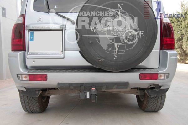 Anhängerkupplung für Mitsubishi-Pajero V60 (kurzer Radstand), Baureihe 2000-2002 starr Anhängerkupplung für Mitsubishi-Pajero V60 (kurzer Radstand), Baureihe 2000-2002 starr