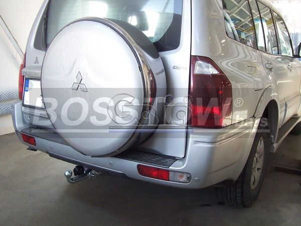 Anhängerkupplung für Mitsubishi-Pajero V60 (langer Radstand), Baureihe 2000-2002 starr Anhängerkupplung für Mitsubishi-Pajero V60 (langer Radstand), Baureihe 2000-2002 starr