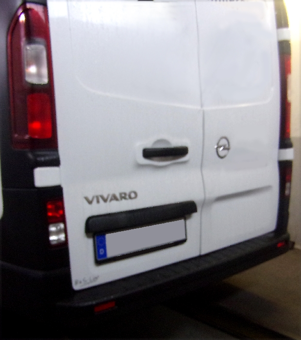 Anhängerkupplung für Opel-Vivaro Kasten/ Bus/ Kombi, Baureihe 2014-2019 starr
