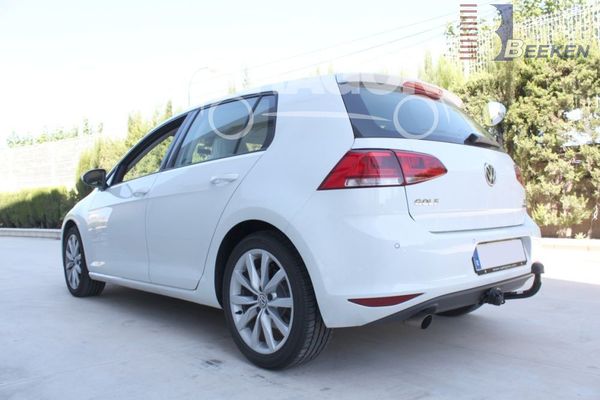 Anhängerkupplung für VW-Golf VII Limousine, nicht 4x4, Baureihe 2014-2017 starr