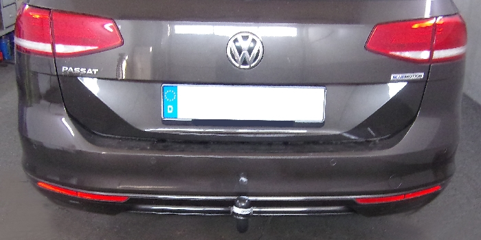 Anhängerkupplung für VW-Passat 3c, incl. 4-Motion, Variant, Baureihe 2014-2023 starr