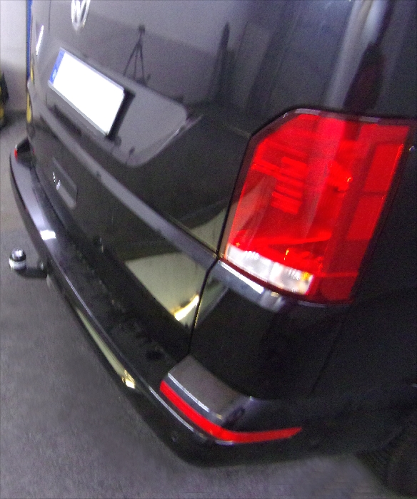 Anhängerkupplung für VW-Transporter T6.1, Kasten Bus Kombi, inkl. 4x4, Fzg. mit E- Satz Vorbereitung, Baureihe 2019-2023 starr