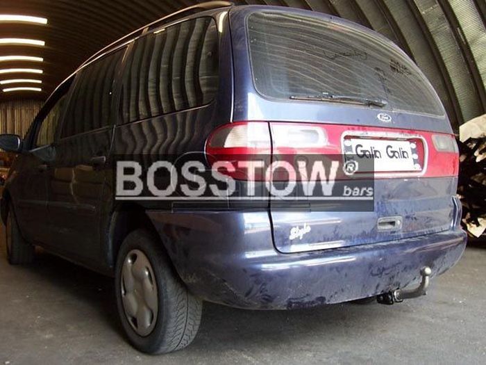 Anhängerkupplung für Seat-Alhambra Van, inkl. 4x4, nicht Fzg. auch mit Einparksensoren- PDC, Baureihe 1995-1997 abnehmbar