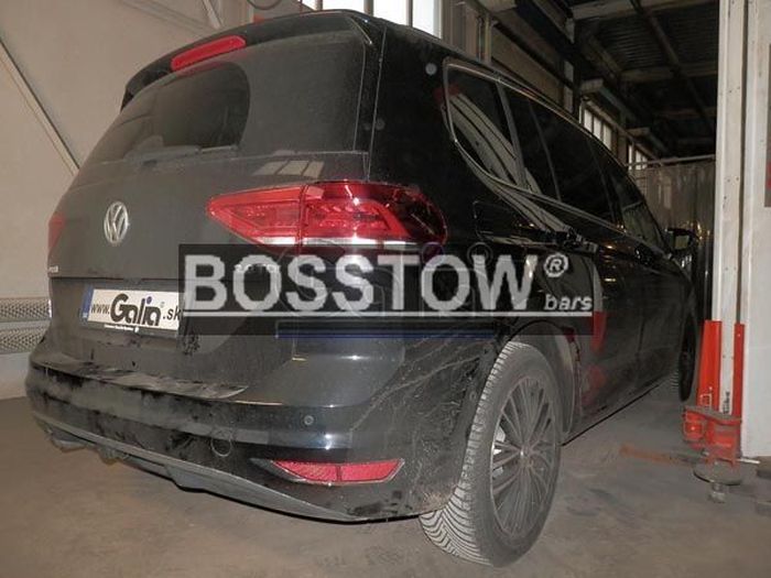 Anhängerkupplung für VW-Touran Van, Baureihe 2015-2023 abnehmbar