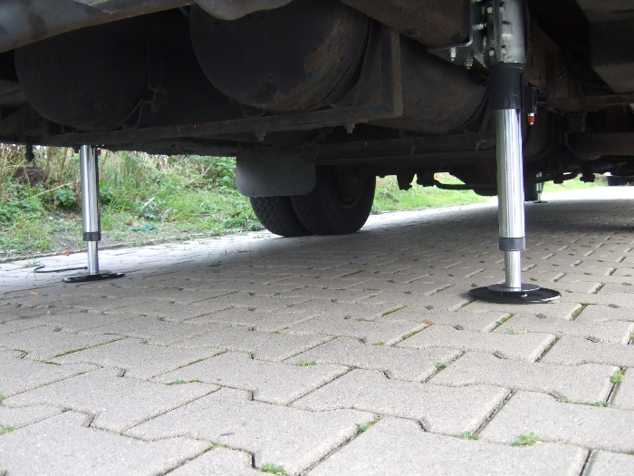 Hubstützen hydraulisch für ADRIA COMPACT SP Wohnmobil Fiat Ch. bis 3,8t PHi