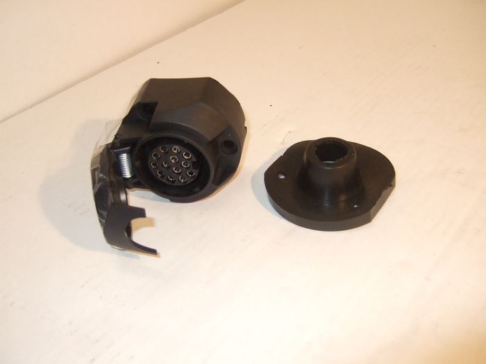 Steckdose 13pol., Kunststoff, -1x Mikroschalter, incl. Dichtung, Jaeger-System