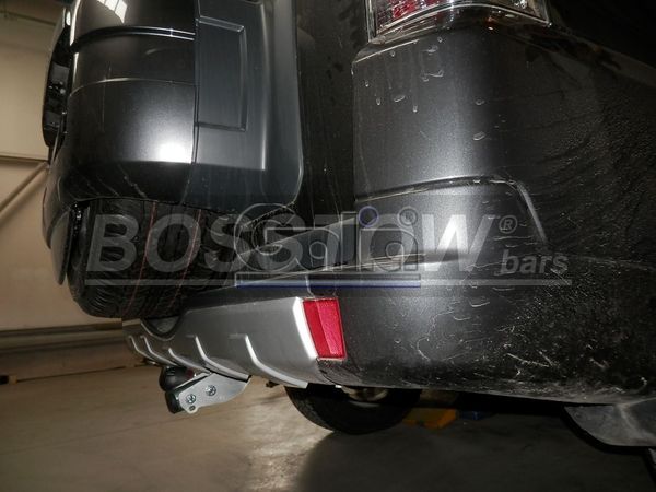 Anhängerkupplung für Mitsubishi-Pajero V60 (kurzer Radstand), Baureihe 2002-2006 abnehmbar