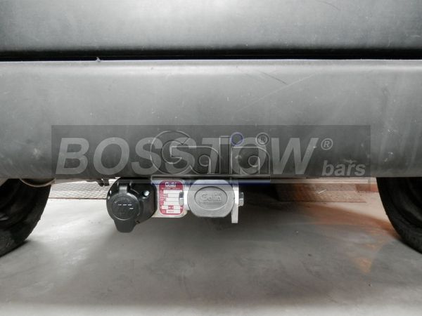 Anhängerkupplung für Peugeot-Partner Kasten/ Bus/ Kombi, Baureihe 2000-2002 abnehmbar &ndash; Bild 2 von 3