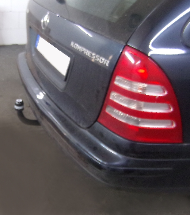 Anhängerkupplung für Mercedes-C-Klasse Kombi W203, Baureihe 2001-2005 starr