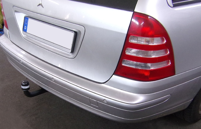 Anhängerkupplung für Mercedes-C-Klasse Kombi W203, Baureihe 2001-2005 starr