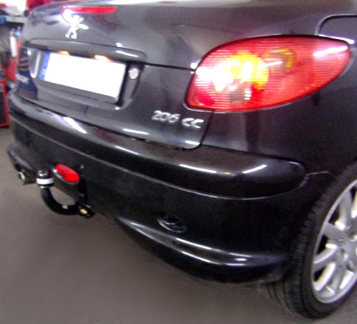 Anhängerkupplung für Peugeot-206 CC Cabrio, Baureihe 2003- starr