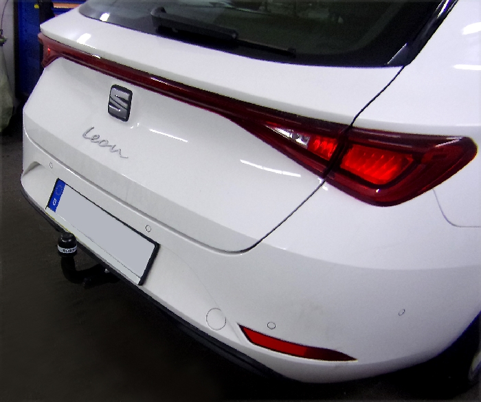 Anhängerkupplung für Seat-Leon ST Kombi, Baureihe 2023- V-abnehmbar
