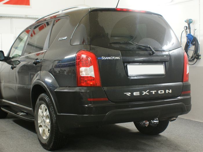 Anhängerkupplung für Ssang Yong-Rexton Typ RJ, mit Einparksensoren, Baureihe 2006-2012 starr